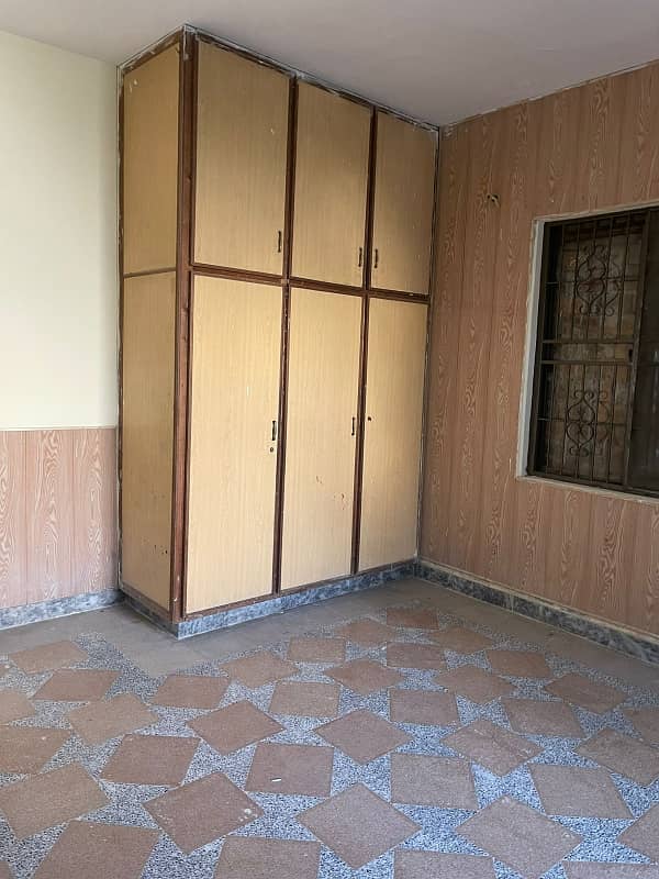 1 kanal upper portion is available for rent in wapda town phase 1 14