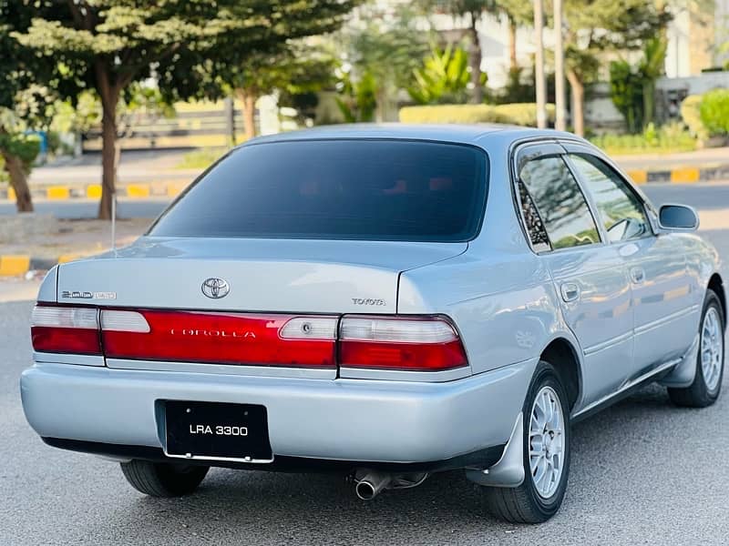 Toyota Corolla 2.0 D 2001 4