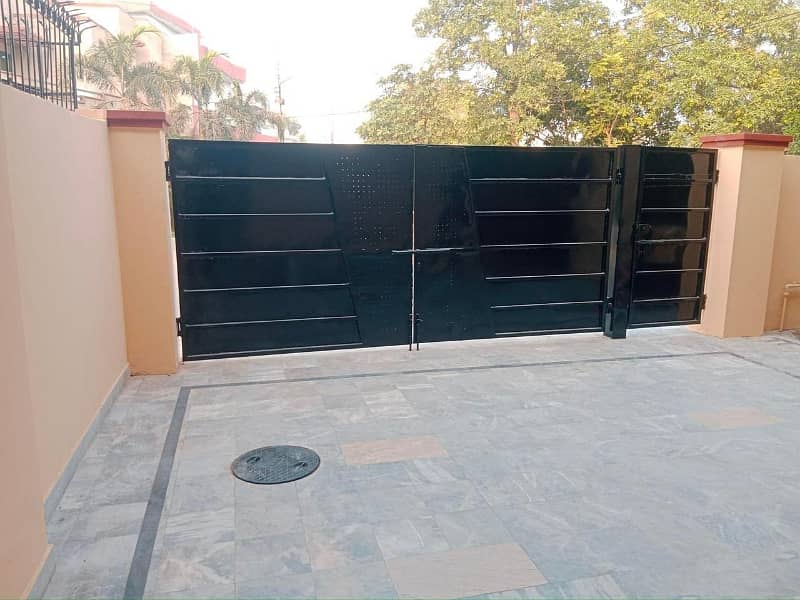 1 kanal Upper portion is for rent in wapda town phase 1 0