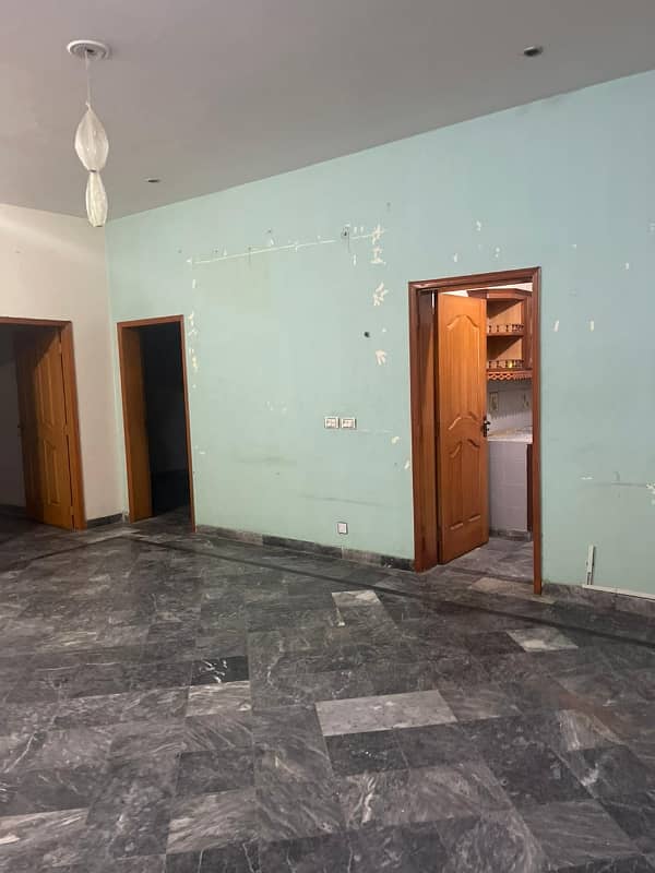 10 Marla Upper Portion For Rent In Wapda Town Phase 1 6