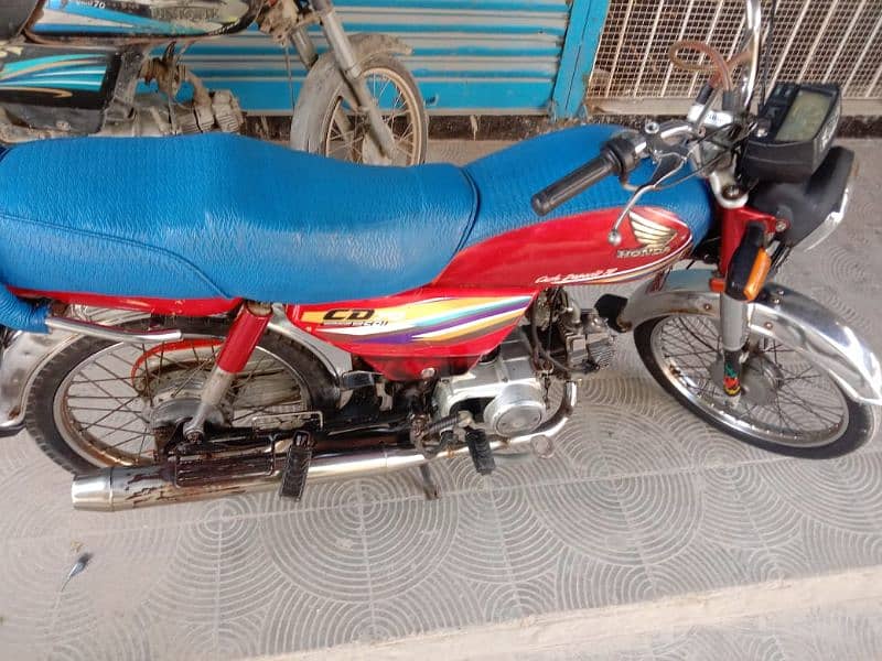 Honda cd 70 2015 4