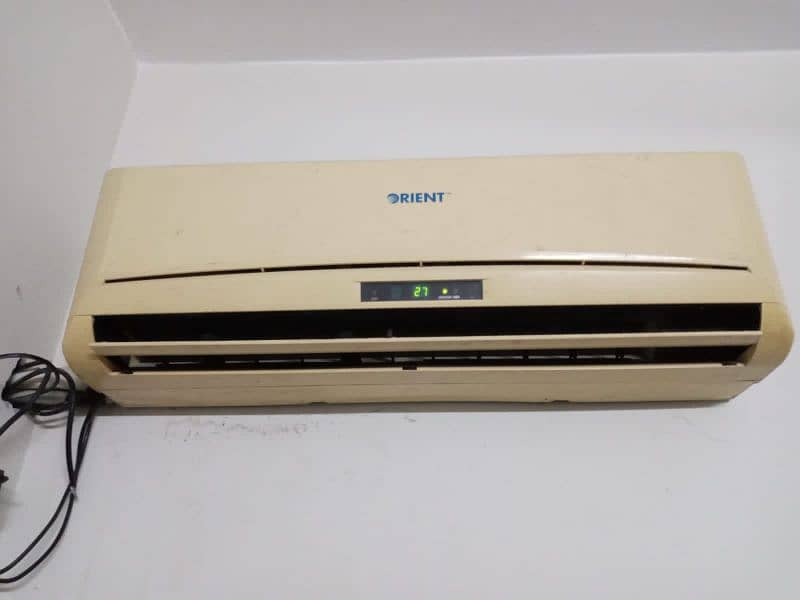 orient Ac 1 ton urgent sale 0