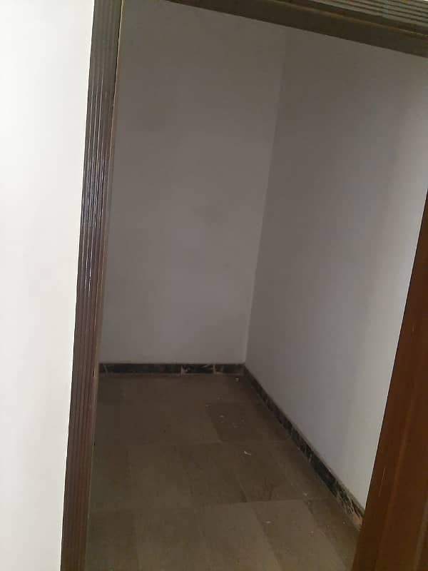 10 Marla House For Sale In Overseas A Block Bahria Town Lahore 9