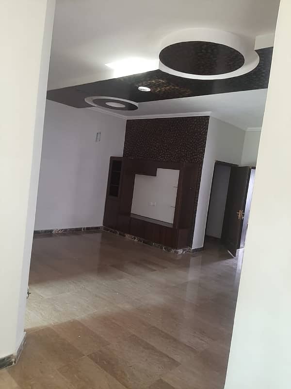 10 Marla House For Sale In Overseas A Block Bahria Town Lahore 14