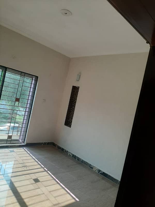 10 Marla House For Sale In Overseas A Block Bahria Town Lahore 15