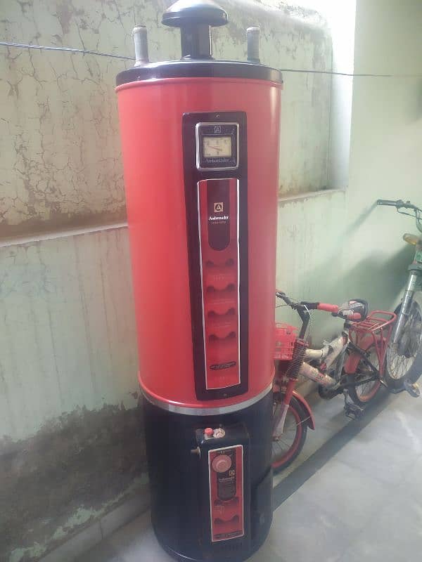 Ambassador Geyser/Gas water heater 1