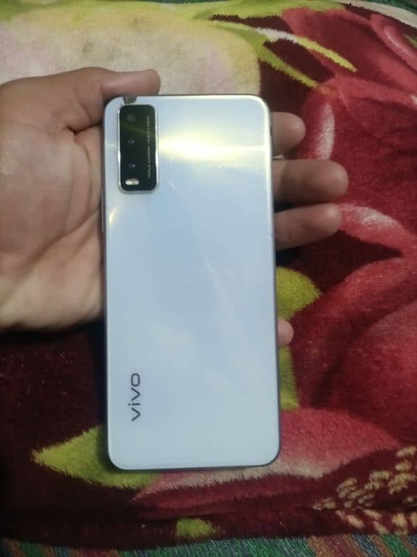 vivo y20 4/64gb 3