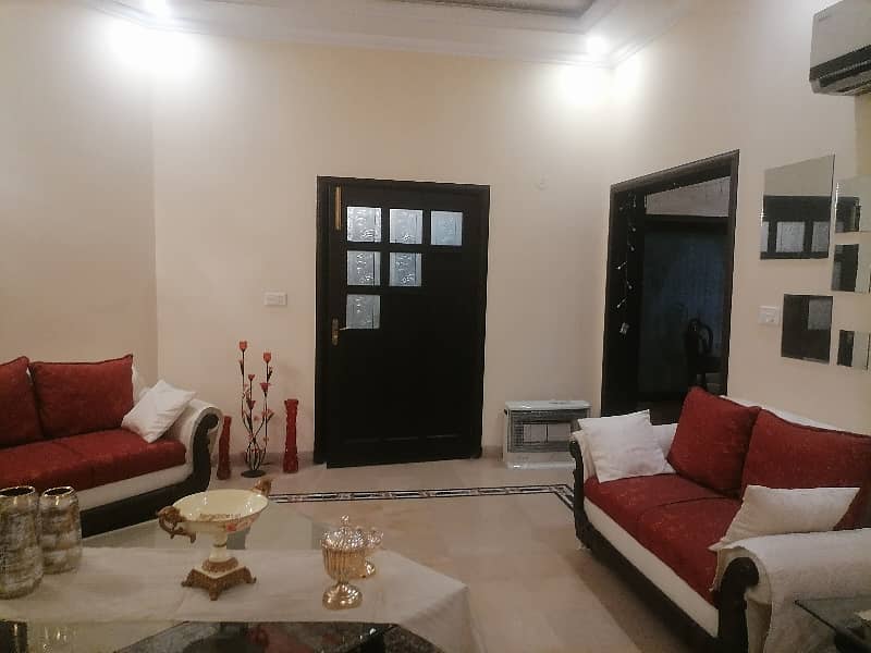 16.5 Marla Lavish House For Sale in Abdullah Garden Amina Block 10