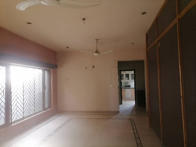 16.5 Marla Lavish House For Sale in Abdullah Garden Amina Block 34