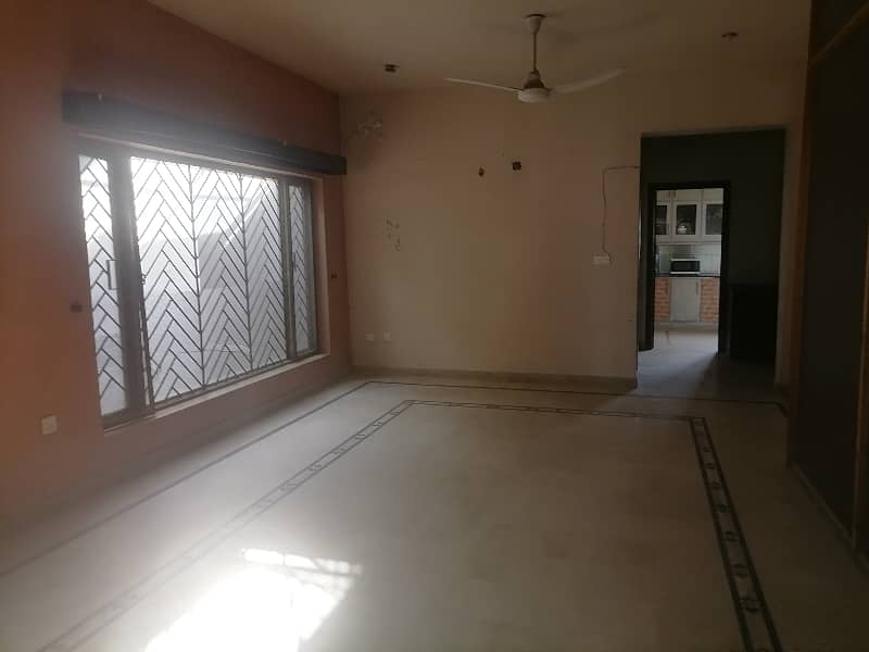 16.5 Marla Lavish House For Sale in Abdullah Garden Amina Block 35