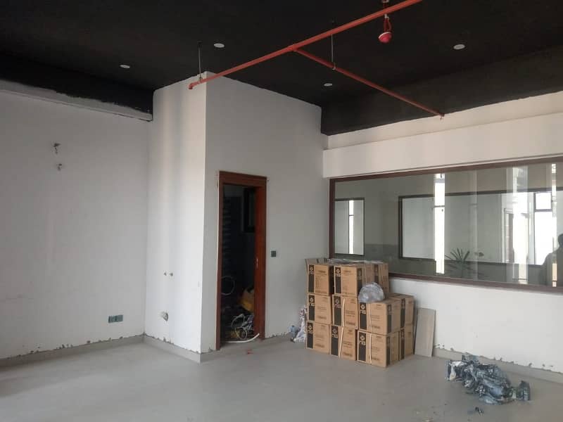 462 Sq Ft. Wonder Full Commercial Space For Office On Rent At Very Ideal Location Of F 7 Markaz Islamabad 4