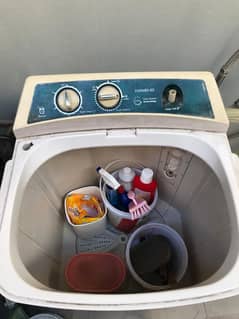 Used single tub washing machine with a separate spinner