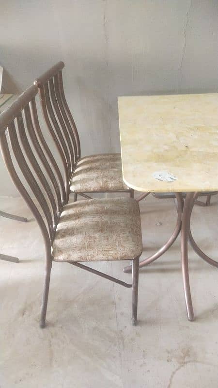 4 chair dining table good condition urgent sale 3