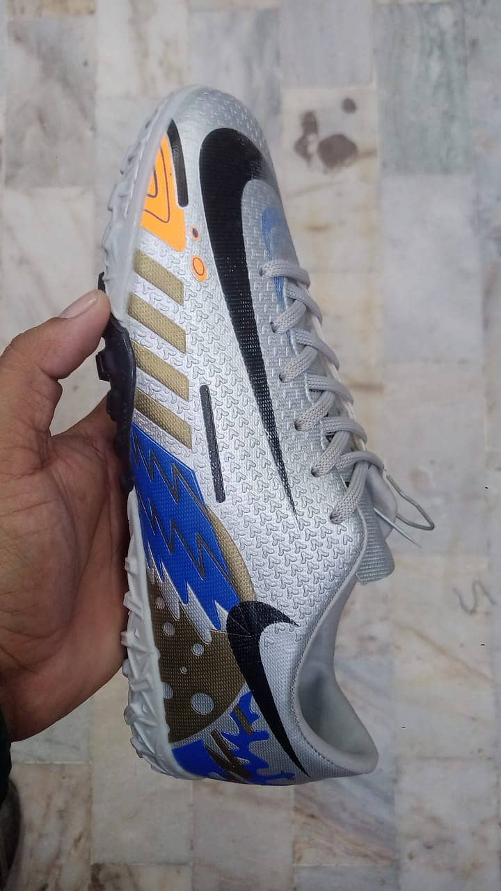 Football Shoes Brand New 3