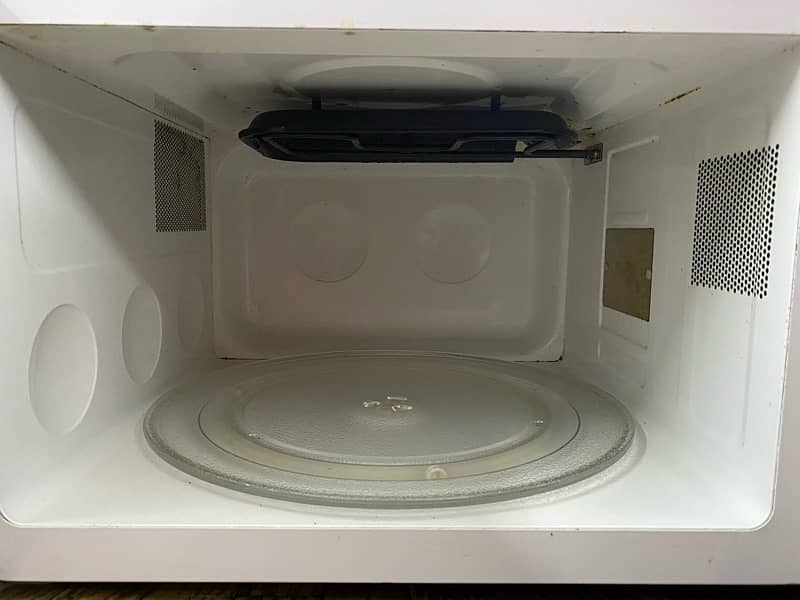 Dalwlance Microwave 2