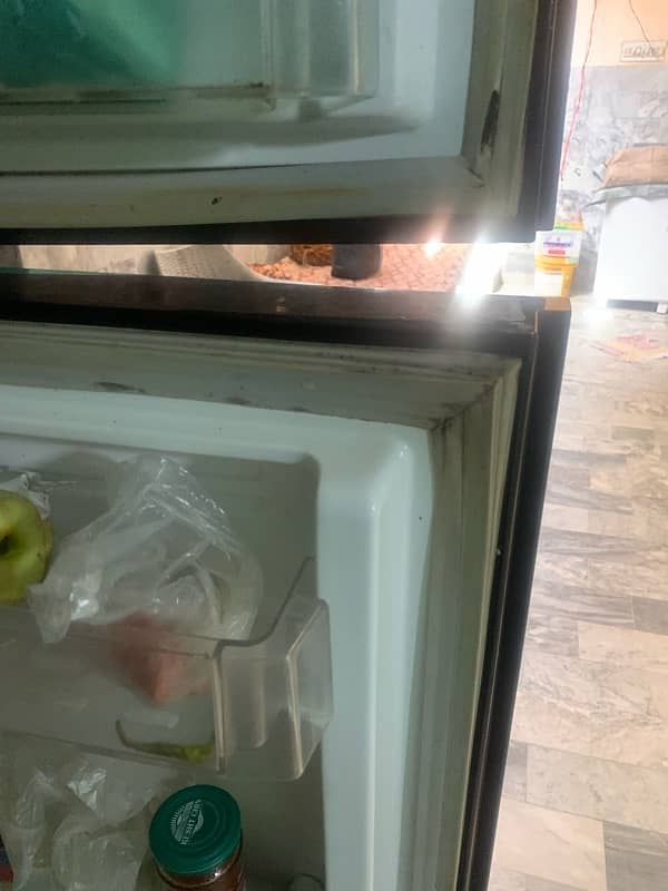 80,000 Pel Refrigerator Glass Dor Original Condition No Reapair 7