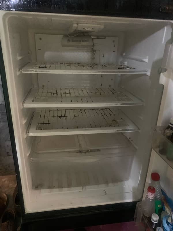 80,000 Pel Refrigerator Glass Dor Original Condition No Reapair 9