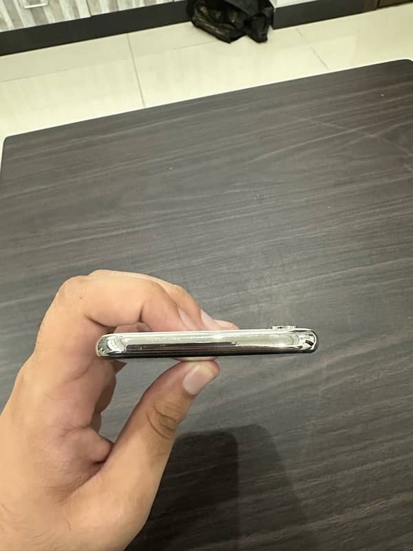 iPhone X 256 gb PTA approved 5