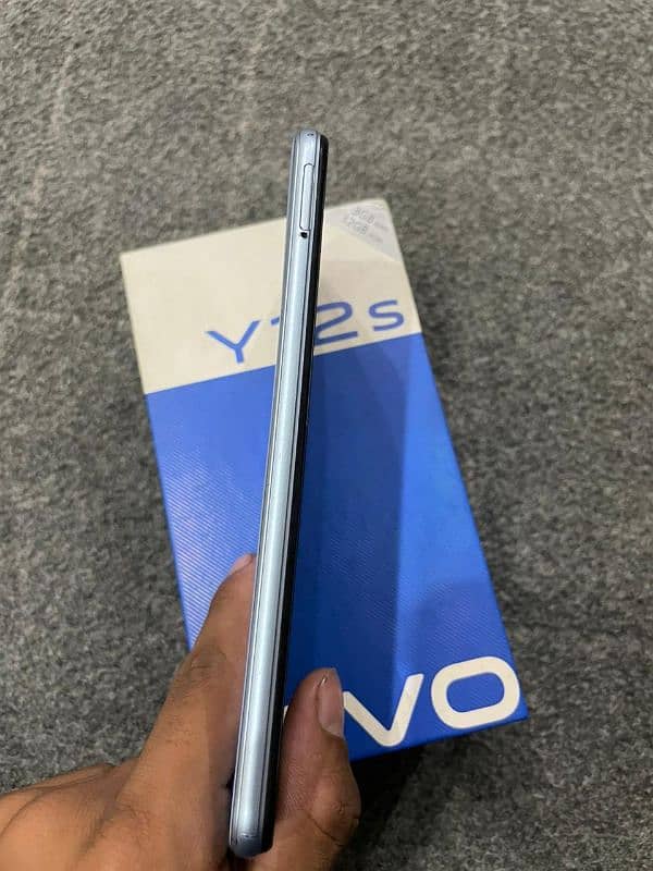 vivo y12s 1