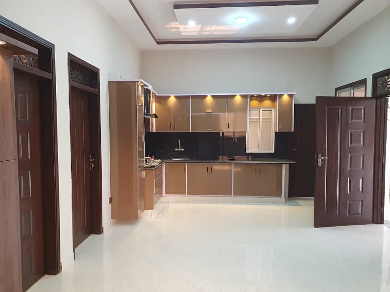 G+1 Corner House For Sale 23