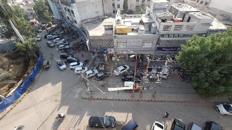 Prime Location 189 Square Yards Building For sale In Gulshan-e-Iqbal Town 10