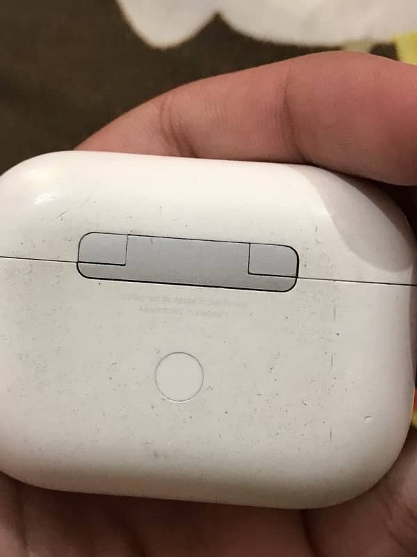 apple airpods pro 100%original vietnam version 8