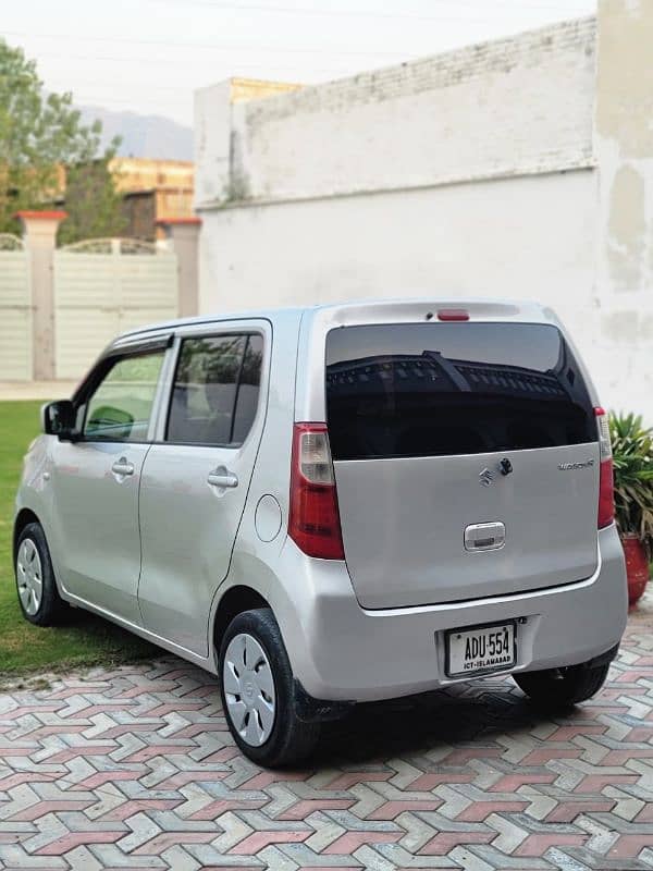 Suzuki Wagon R 2015 1