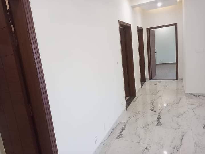 3 Bed Beautiful Apt Available for rent in Askari 11 Sec D Lahore 12