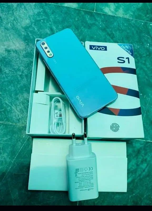 vivo s1 8/256 box charger 10by10              0/3/9/4/5/6/18/97 1