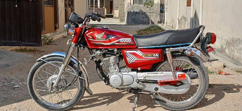 Honda 125 Islamabad num 3