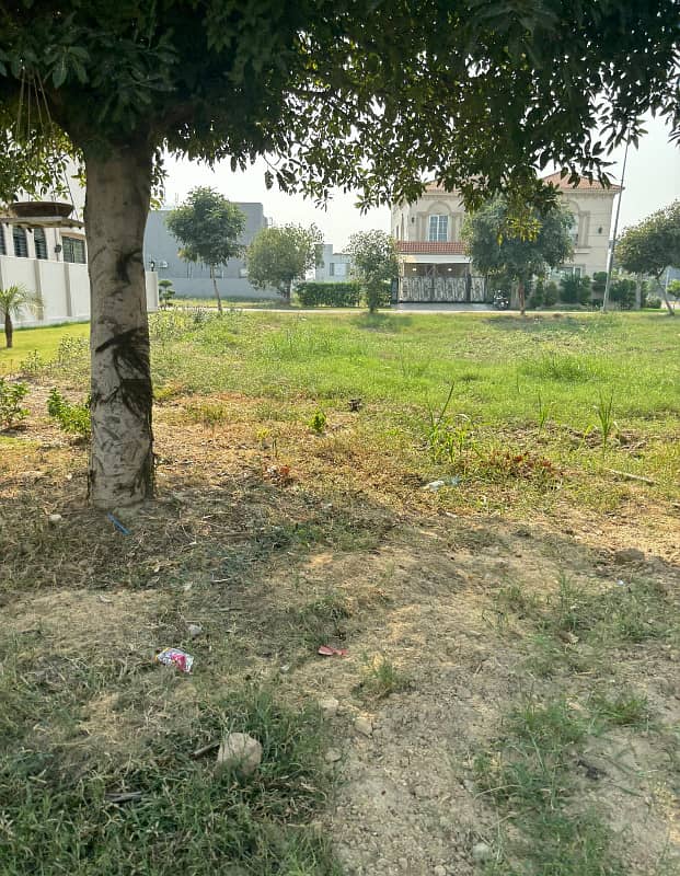 1 Kanal plot for sale -Ideal Location, perfect for building your dream home 2