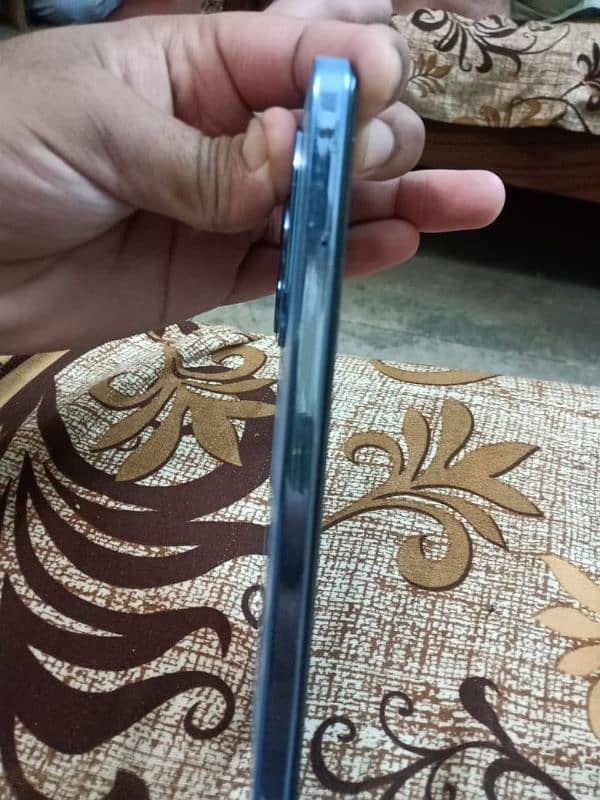 Infinix hot 40i 2024 model 0