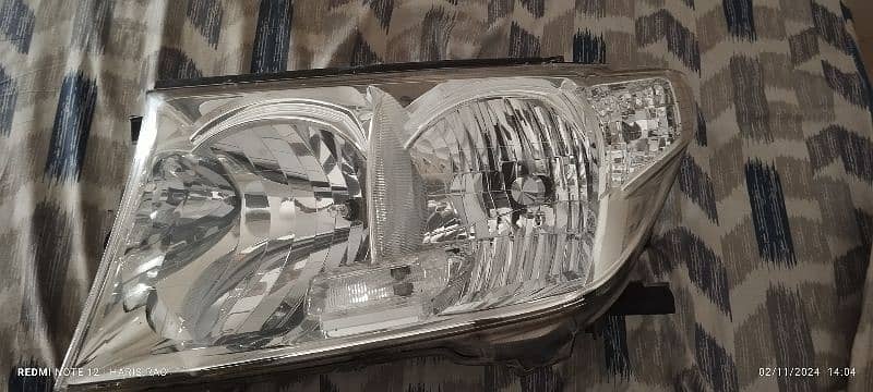 v8 land cruiser Light 0