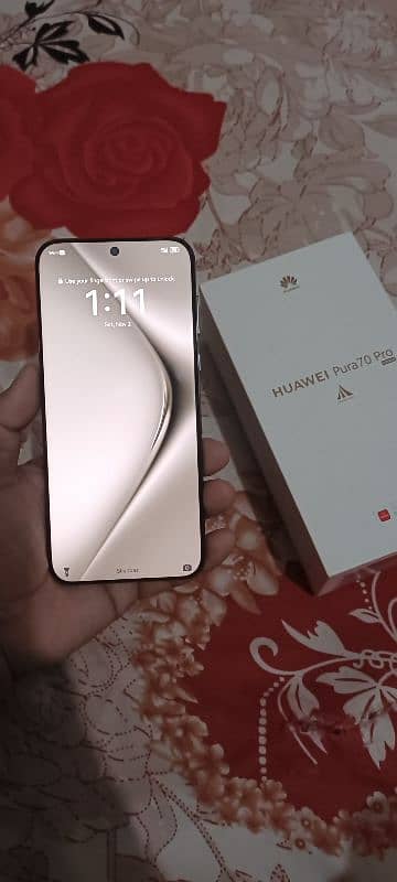 HUAWEI Pura 70 pro  12-512 new condition 1