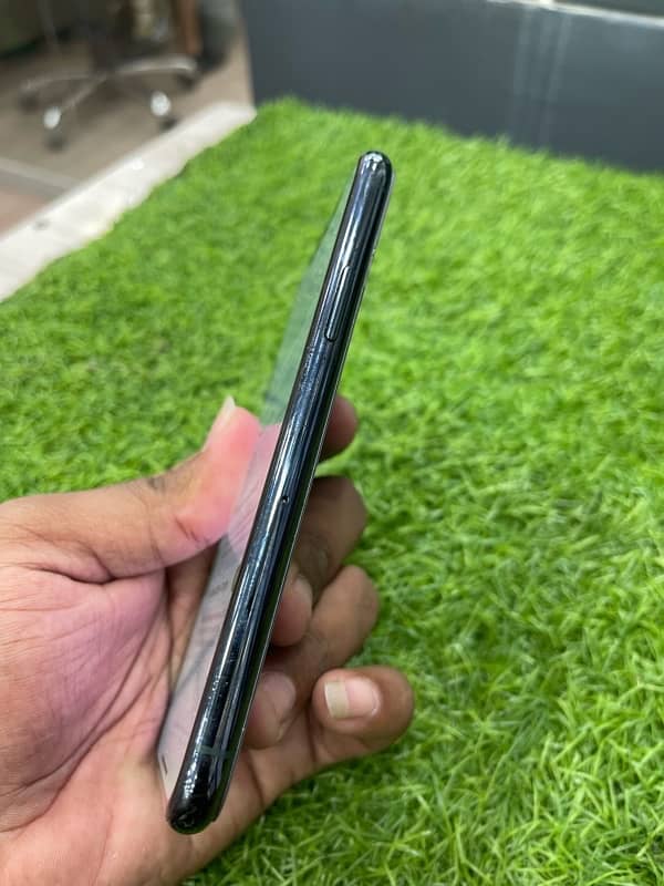 iphone 11 pro 256gb 9