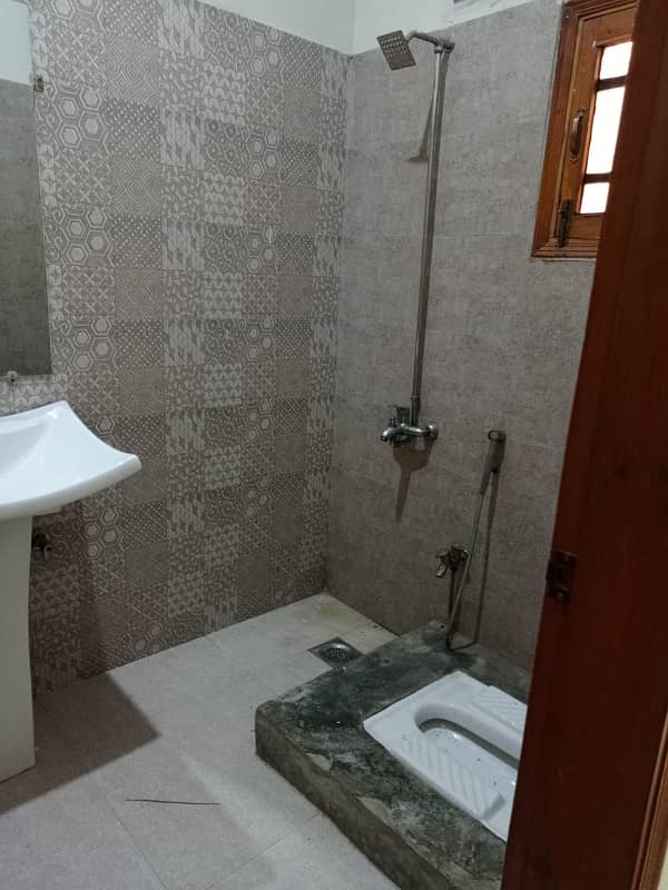 Slightly Used House For Sale In Saadi Town 120 Sq Yrd 2