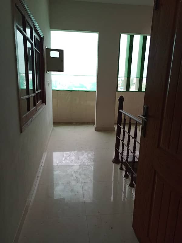 Slightly Used House For Sale In Saadi Town 120 Sq Yrd 4