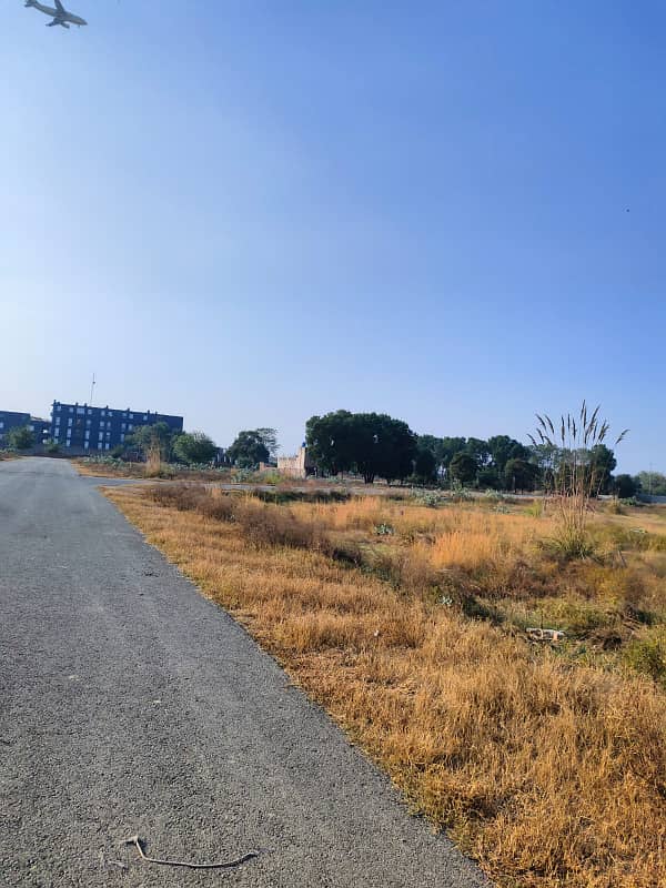 10 Marla Good Location Residential Plot No 940 For Sale In Dha Phase 5 M-Ext Lahore 6