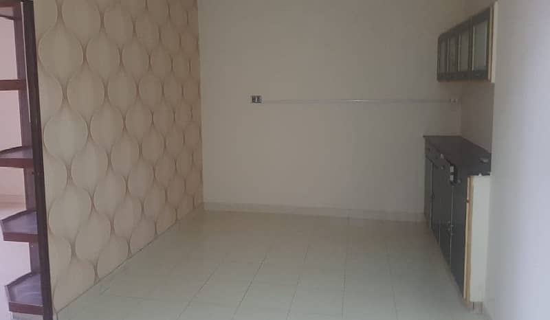 4 Marla 1st Floor Office For Rent In DHA Phase 3,Block Y, Lahore. 9