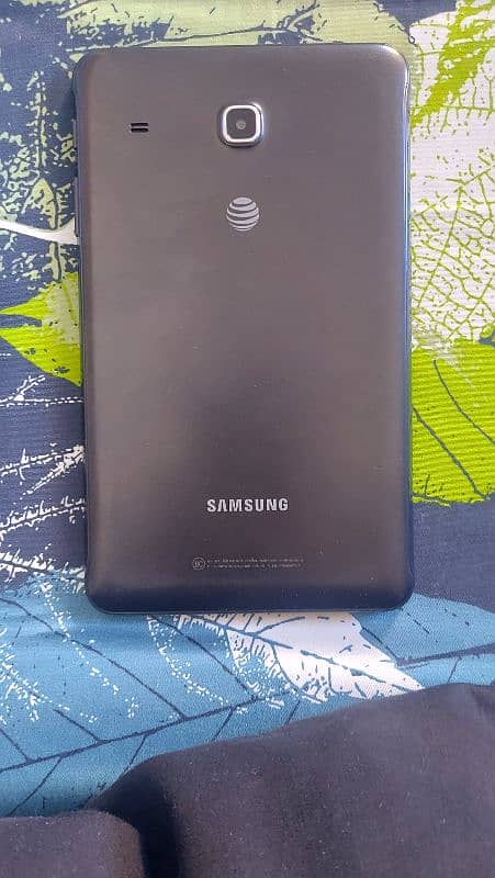 samsung tab e 16 gb 1.5 ram 1