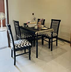 Dining Chairs (5 pcs)