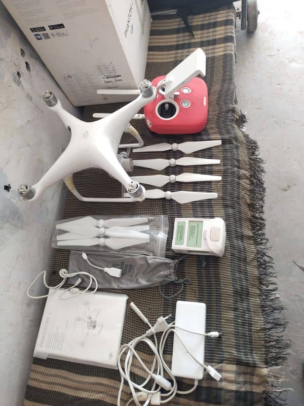 Dji Phantom 4 Good Condition 6