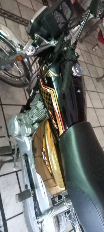 Gold Honda 7