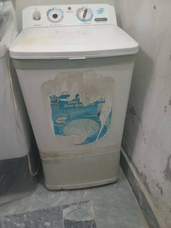 used washing machine big tub condition 10/10 0