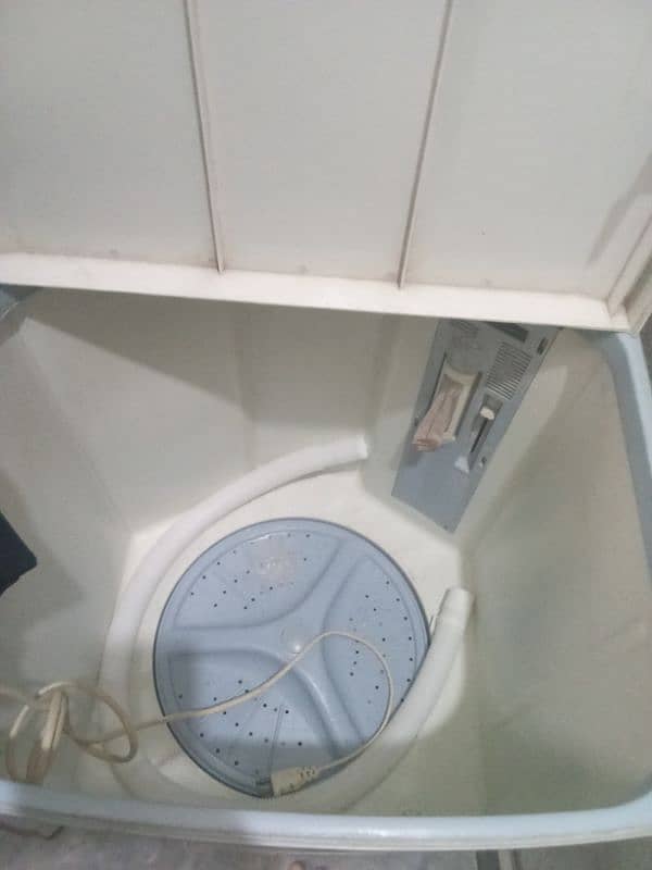 used washing machine big tub condition 10/10 2