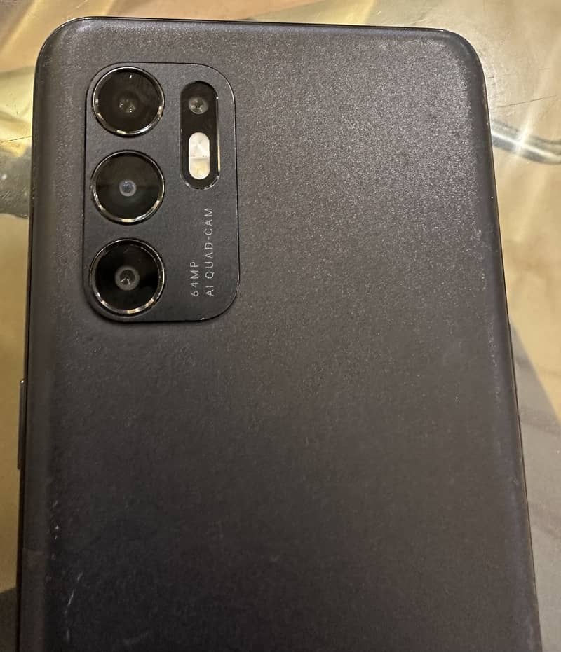 OPPO Reno 6. PTA Approved. Never opened or repaired. 4