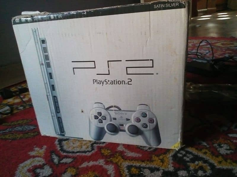 PLAYSTATION 2 4