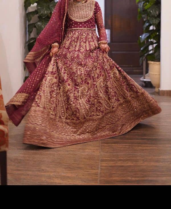 Ladies Formal | Bridal | Lehenga For Sale (DEMANDING ARTICLE) 2