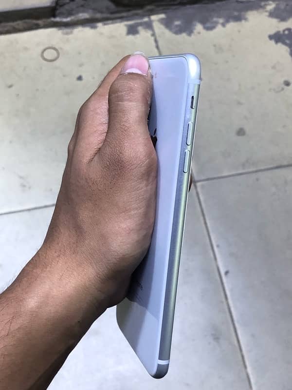 iphone 8 plus 3