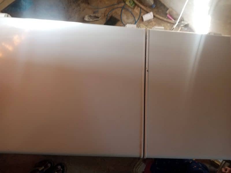 haier new deep fridge 0